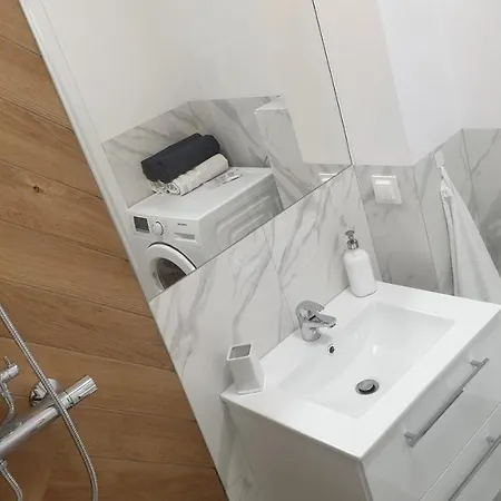 Nadmorski Zakatek - Apartament Portowy, Opener Festival 2 Km 公寓 格丁尼亚